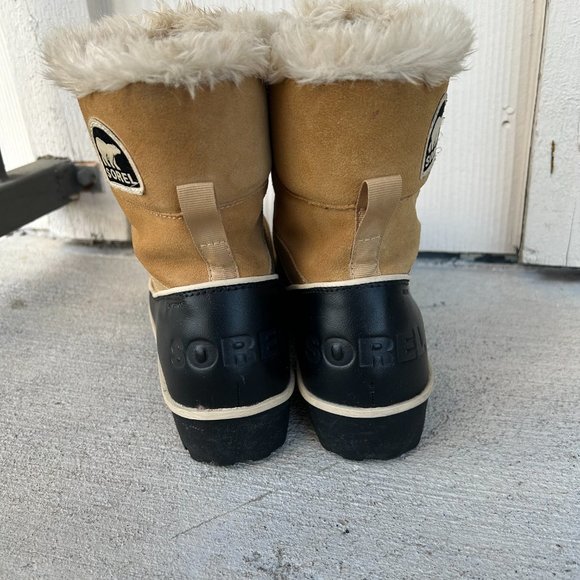 Sorel Caribou Winter Boots (women's sizing) - Picture 4 of 5